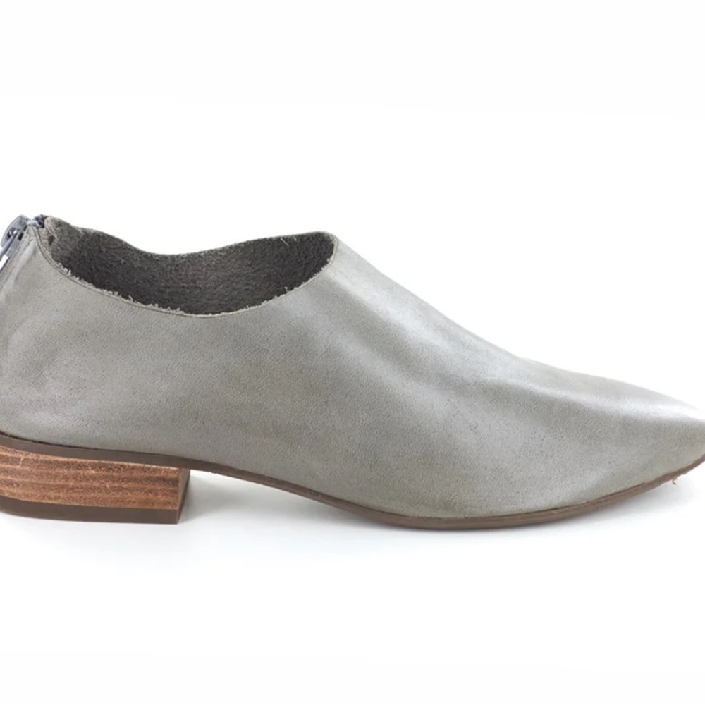 Womens sz 7 Chocolat Blue “Emily” Genuine Grey leather Flat Booties $145 MSRP - Picture 6 of 8